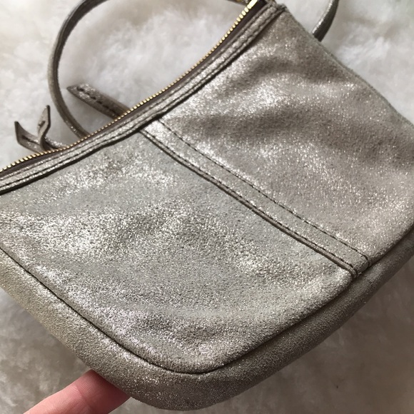 Fossil shimmer metallic Leather small Crossbody - Picture 13 of 13